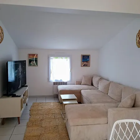 Maison Familiale A 600m De La 8mn A Pieds Ferienhaus *