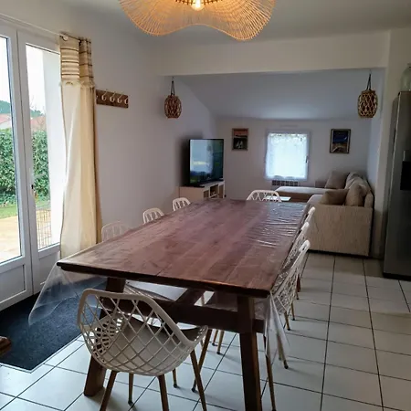 Ferienhaus Maison Familiale A 600m De La 8mn A Pieds *