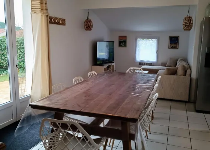 Hébergement de vacances Maison Familiale à 600m De La 8mn à Pieds *